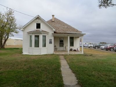 Gilbreath-Cowsert House. Click for full size. Gilbreath-Cowsert House image. Click for full size.