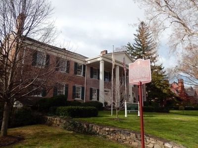 MacCulloch Hall Marker image. Click for full size.