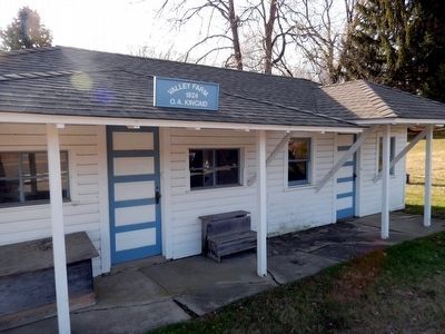 Kincaid Farm Stand. Click for full size. Kincaid Farm Stand image. Click for full size.