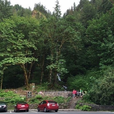 Wahkeena Falls image. Click for full size.