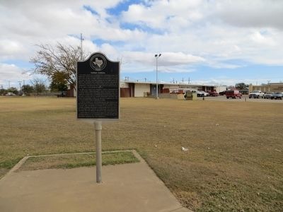 Lamar School Marker. Click for full size. Lamar School Marker image. Click for full size.