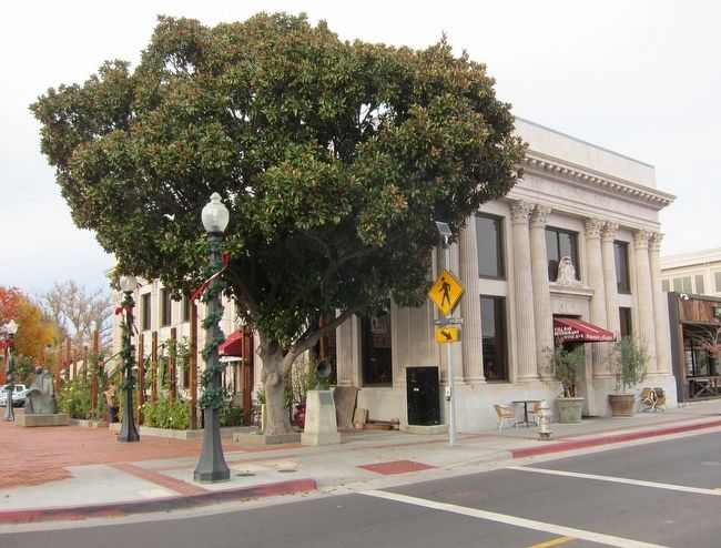 Napa - Birthplace of the Loudspeaker and the Magnavox Corp. Marker - Wide View image. Click for full size.