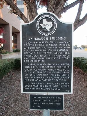 The Yarbrough Building Marker image. Click for full size.