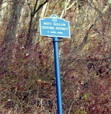 Mott Hollow Historic District c. 1800-1900 marker image. Click for full size.