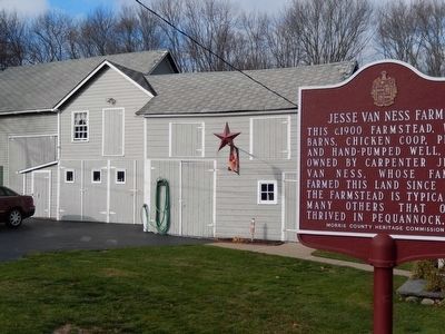 Jesse Van Ness Farm Marker with the barn on the left. image. Click for full size.