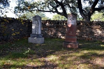Grave and Headstone (on right) of<br>Wilhelm Marschall von Bieberstein image. Click for full size.