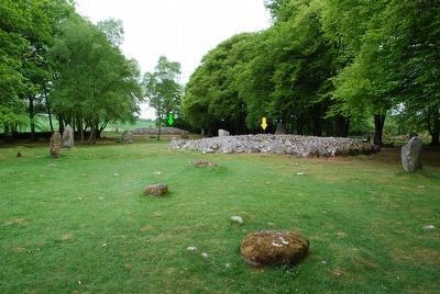 Central Ring Cairn & South-West Passage Grave. Click for full size. Central Ring Cairn & South-West Passage Grave image. Click for full size.