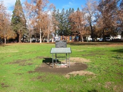 Rededication of El Centro Mexicano Plaque Marker - Wide View image. Click for full size.
