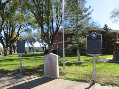 Doctor Oscar H. Loyd Marker <i>on the left</i> image. Click for full size.