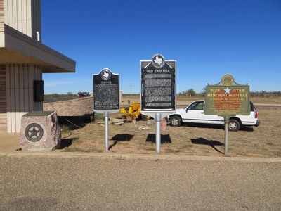 The Historic LS Marker <i>second from left</i> image. Click for full size.