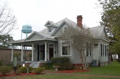 Baker Heritage Museum image. Click for full size.