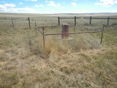 Oregon Trail Marker. Click for full size. Oregon Trail Marker image. Click for full size.