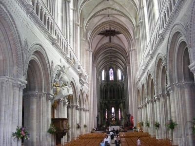 Notre Dame Cathedral-Inside image. Click for full size.