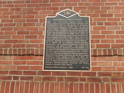 New London Avenue School Marker image. Click for full size.