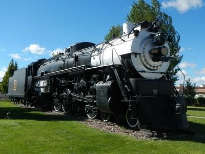 Chicago, Burlington & Quincy Railroad (CB&Q) 4-8-4 Steam Locomotive #5633 image. Click for full size.