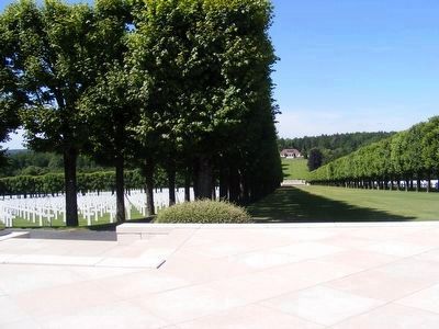 Meuse-Argonne American Cemetery. Click for full size. Meuse-Argonne American Cemetery image. Click for full size.