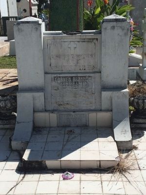 Claudia Lars' grave at Los Ilustres Cemetery, San Salvador image. Click for full size.