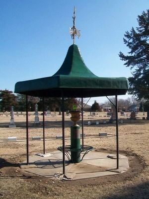 Charles Edward Hyde Memorial. Click for full size. Charles Edward Hyde Memorial image. Click for full size.