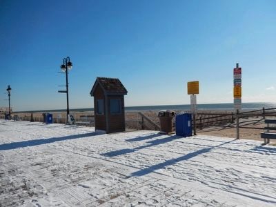 Boardwalk with snow near the Sindia Marker. Click for full size. Boardwalk with snow near the Sindia Marker image. Click for full size.