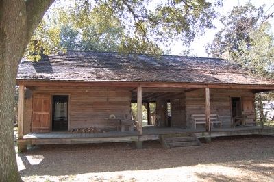 Dog-Trot House. Click for full size. Dog-Trot House image. Click for full size.