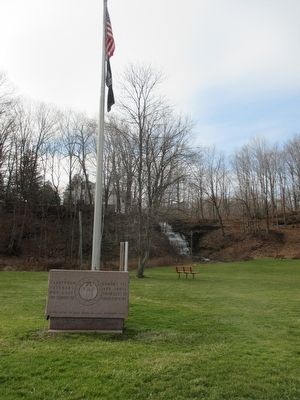Memorial & Cataract image. Click for full size.