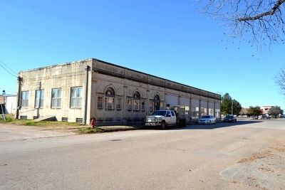 Swenson Land and Cattle Co. Building. Click for full size. Swenson Land and Cattle Co. Building image. Click for full size.