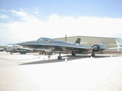 Lockheed SR-71 Blackbird image. Click for full size.