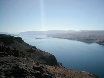 View of the Columbia River from the Rest Stop image. Click for full size.