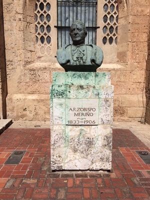 Bust of Archbishop Meri�o (1833-1906) image. Click for full size.