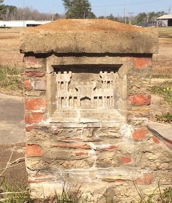 Closeup of stone entrance monument showing Corps of Engineers emblem. image. Click for full size.