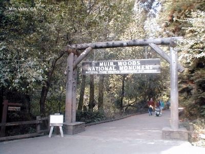 Sign at the entrance to Muir Woods National Monument image. Click for full size.