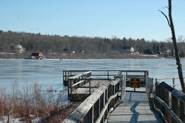 The Public Pier at the North End of Ballston Lake image. Click for full size.