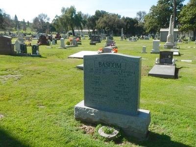 Dr. Louis H. and Anna M. (Grandma) Bascom Grave and Marker image. Click for full size.