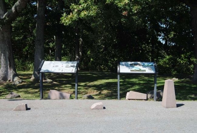 The Battle Opens Marker (right). Click for full size. The Battle Opens Marker (right) image. Click for full size.