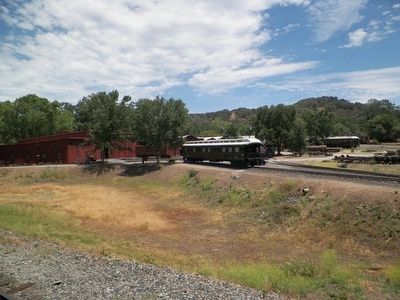 Sierra Railway Roundhouse and Rolling Stock image. Click for full size.