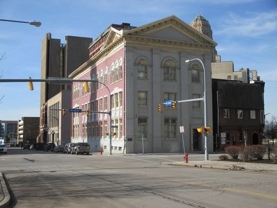Building & Marker image. Click for full size.