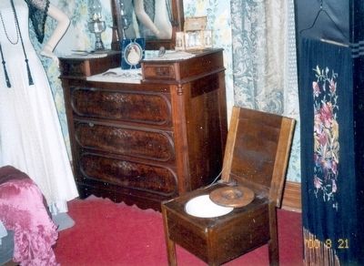 Inside the Old Homestead Parlour House image. Click for full size.