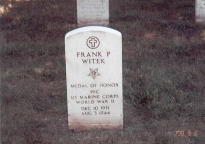 Frank P. Witek, World War II Congressional Medal of Honor Recipient image. Click for full size.