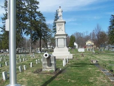 Darke County Civil War Monument & Cannon image. Click for full size.