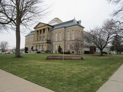 Niagara County Courthouse & Marker. Click for full size. Niagara County Courthouse & Marker image. Click for full size.