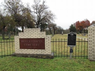 Bell's Chapel Cemetery and Marker image. Click for full size.