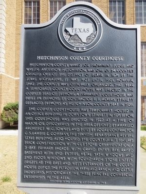 Hutchinson County Courthouse Marker image. Click for full size.