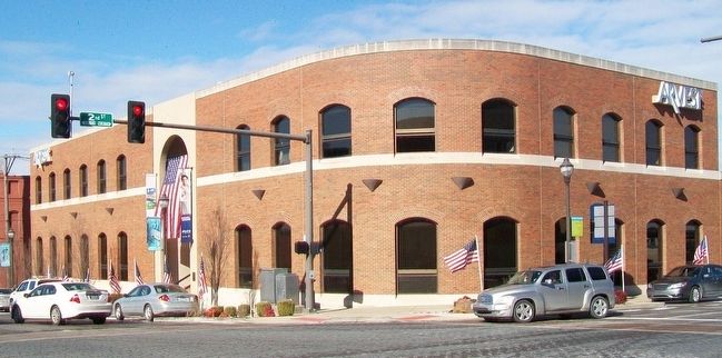 Arvest Bank and Marker. Click for full size. Arvest Bank and Marker image. Click for full size.