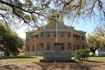 Wilkinson County War Memorial Marker and Courthouse image. Click for full size.