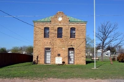 Throckmorton County Jail image. Click for full size.