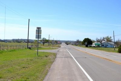 View to South on US 183/283 Towards Town of Throckmorton. Click for full size. View to South on US 183/283 Towards Town of Throckmorton image. Click for full size.