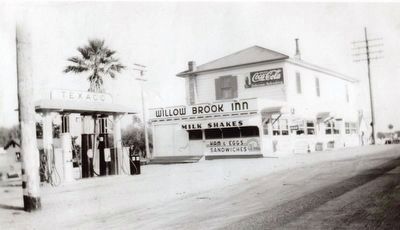 The Willow Creek Inn looking south. Click for full size. The Willow Creek Inn looking south image. Click for full size.