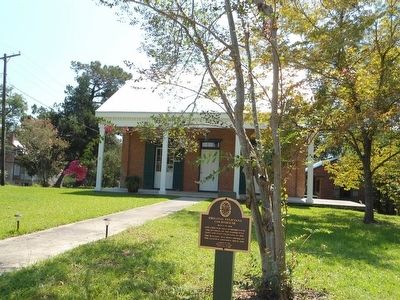 Original Feliciana Courthouse Marker. Click for full size. Original Feliciana Courthouse Marker image. Click for full size.