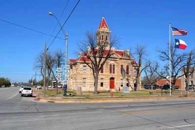 Throckmorton County Courthouse image. Click for full size.