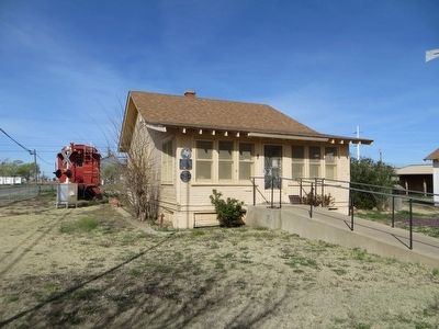 Santa Fe Railroad Stationmaster's House image. Click for full size.